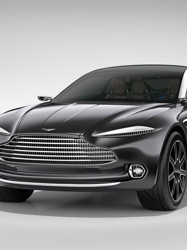 Aston Martin DBX (2023)
